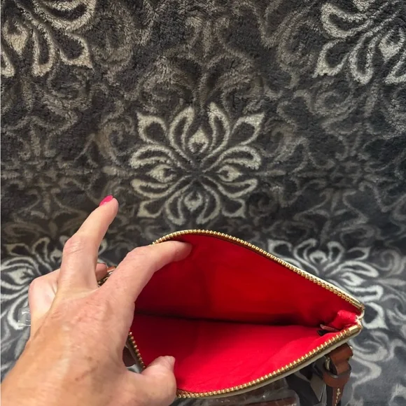 Dooney & Bourke Cream Crossbody Bag with Leather Trim - Picture 4 of 4